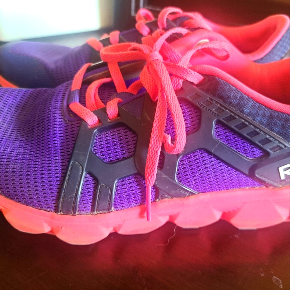 WOMENS REEBOK SNEAKERS